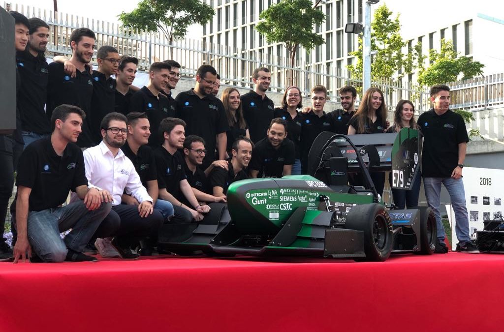 VERNIS MOTORS amb l’equip de Formula Student de la UPC